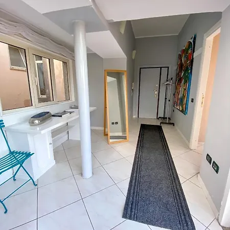 Apartment Sanfa Roof